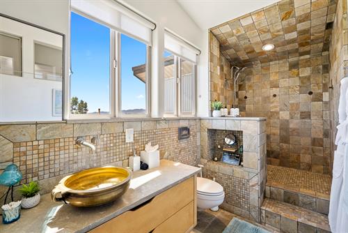 Stay Suite  - Spa like bathroom and open concept shower