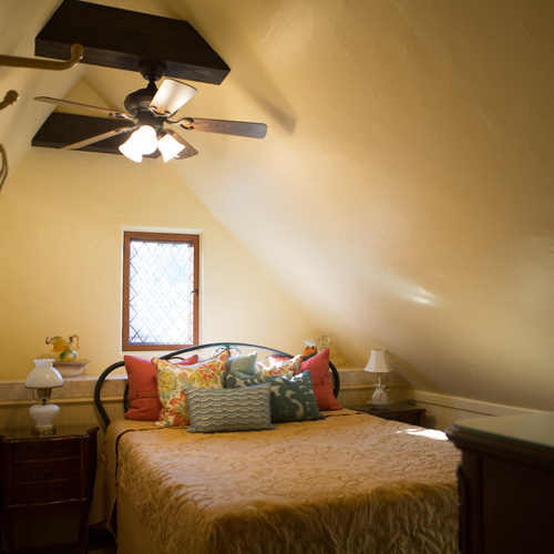 Briarwood Cottage The Nest with Queen Bed, ensuite