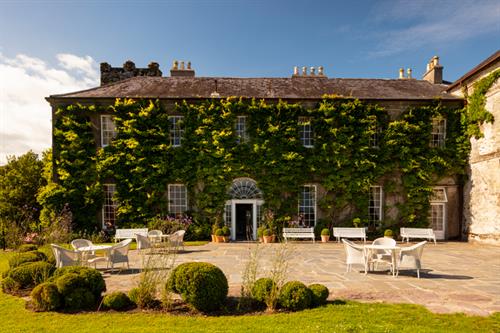 Gallery Image Ballymaloe_9th_July19_Front_of_House.jpg