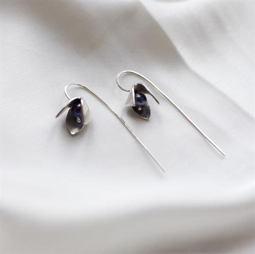 Saw Framed - 925 sterling silver snowdrops earrings