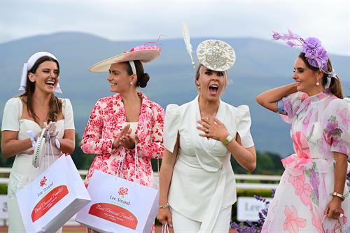 Gallery Image Killarney_Best_Dressed_19724_17.jpg