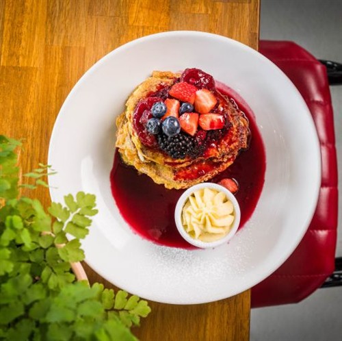 Gallery Image FrenchToast_001_chamber.jpg