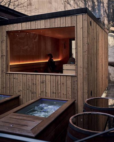 Gallery Image 1000023281.jpg