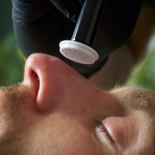 Thousands of precise microchannels signal your skin to repair and rebuild its own collagen. A regenerative treatment that works with your skin's biology — results that build naturally over a course.