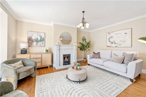Gallery Image living1.jpg