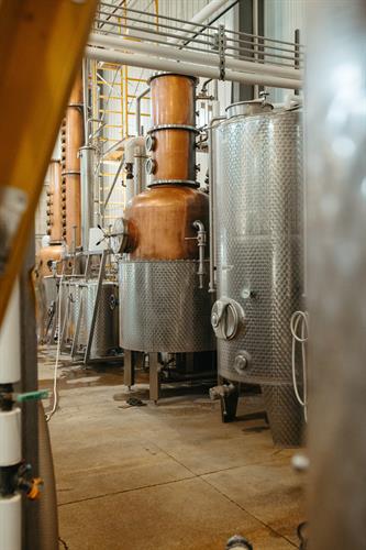 Gallery Image Production-Stills-45th-Parallel-Distillery-web-size-4.jpg