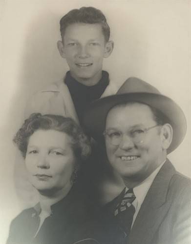 Thelma, Gaylen And Clifford Ackley