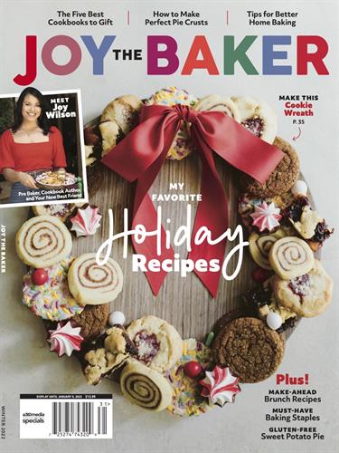 Gallery Image 2022_holiday_cover.jpg