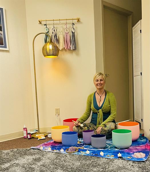 Gallery Image Cherie_with_bowls_at_VFC.jpg