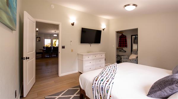 Middle Bedroom Middle Bedroom