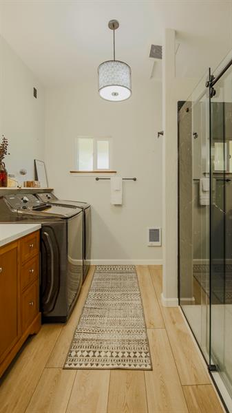 Back Bathroom Back Bathroom