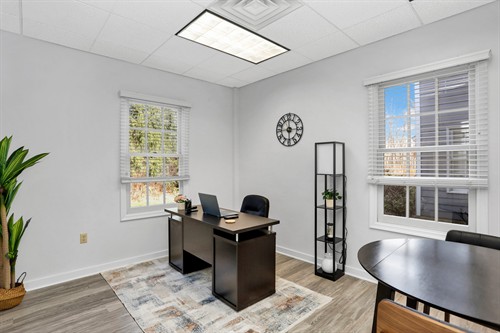 Gallery Image wellness-hills-mh-program-director-office_(1).jpg