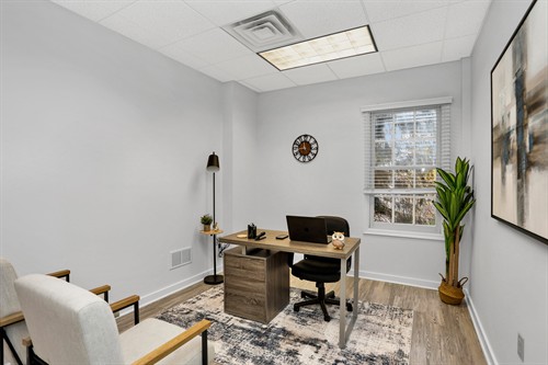 Gallery Image wellness-hills-mh-therapist-office-3_(1).jpg