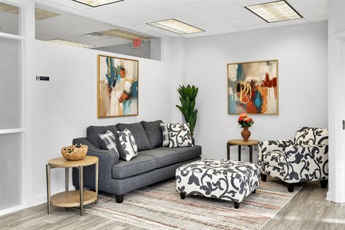 Gallery Image wellness_-hills-mh-common-area_(1)_(1).jpg