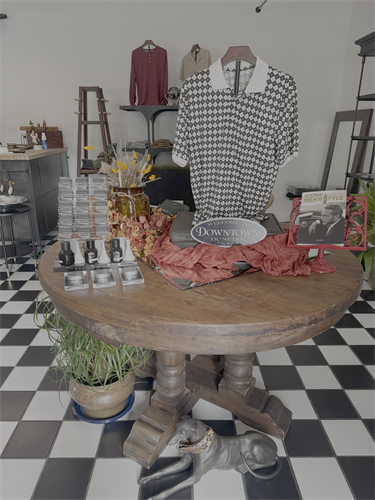 Gallery Image Men's_knits.png