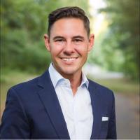 Senator Jake Oliveira Receives The Caleb Benjamin Tillinghast Award from MBLC. Announces Senate to T