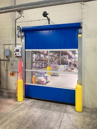 SC1400SEL High-Performance Door with Lite Advance LED Lights