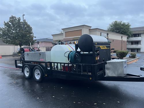 High quality equipment/Upgraded trailer High quality equipment/Upgraded trailer