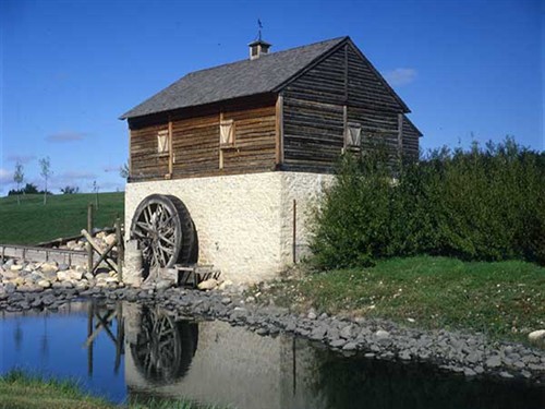 Gallery Image grantsoldmill2.jpg