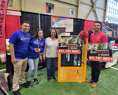 Woodbury Homeshow - with our Giveaway Winner 