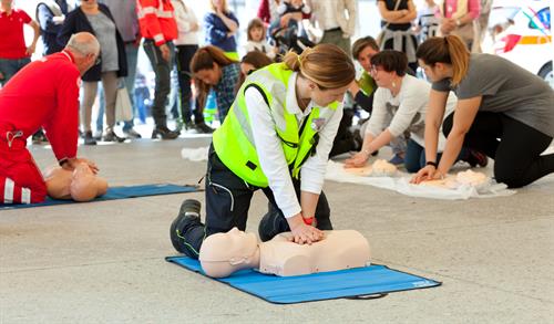 Workplace First Aid training 