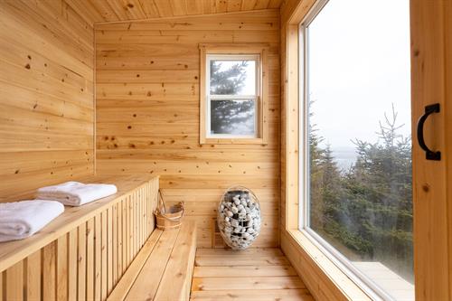 Gallery Image Cliff_Hanger_Sauna_2.jpg