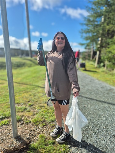 Community Clean Up Volunteer