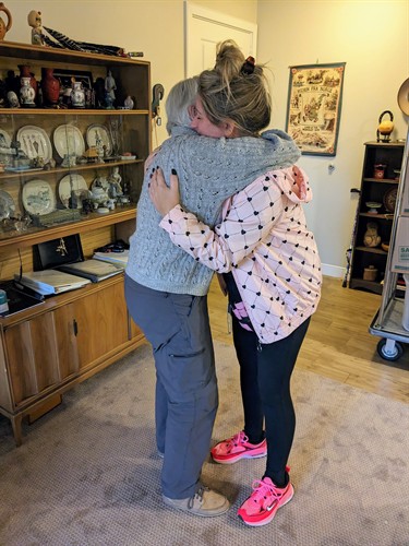 Gallery Image lisa-linard-senior-client-hug.jpg