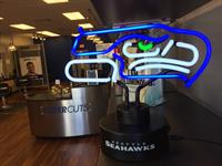 Gallery Image Seahawks_Neon_Lamp.JPG