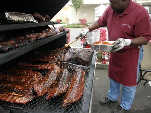 Gallery Image catering-bbq-baby-back-ribs-2023-dave.jpg