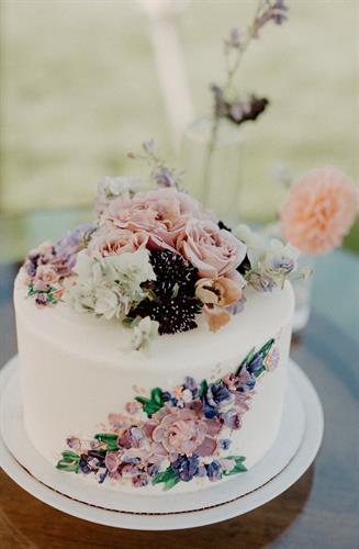 Palette Knife Floral Wedding Cutting Cake