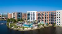 TWO LAKES EDGE IN HUGHES LANDING NAMED “NEW DEVELOPMENT MID-RISE PROPERTY OF THE YEAR”