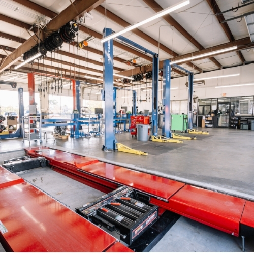 Bosch Auto Service North Houston interior shop bays.