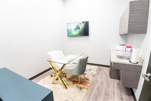 The Woodlands Clinic