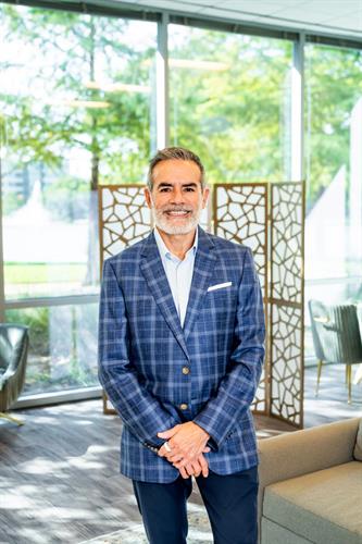 Dr. Lugo at The Woodlands Sydenham location