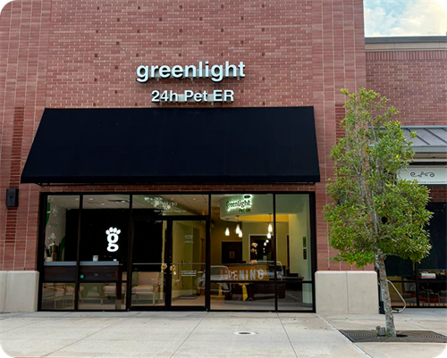 Facade of the Greenlight Pet ER