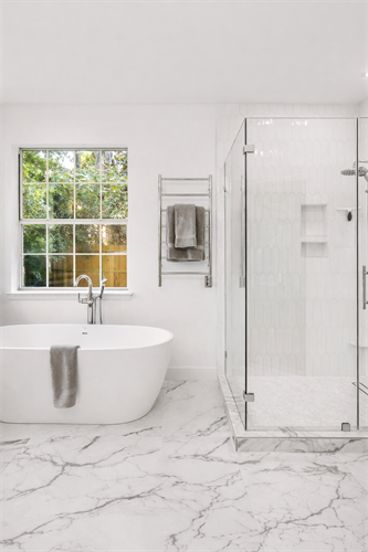 Gallery Image Bathroom_Remodel_-_Hunt_-_The_Woodands_2.png
