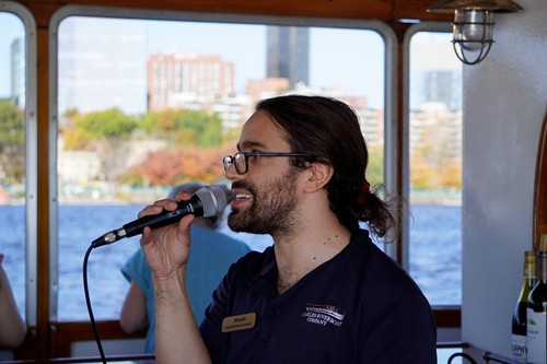 Tour Guide for Charles River Sightseeing Crusie