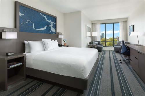 Gallery Image CY_BOSCY_King_2_New-room.jpg