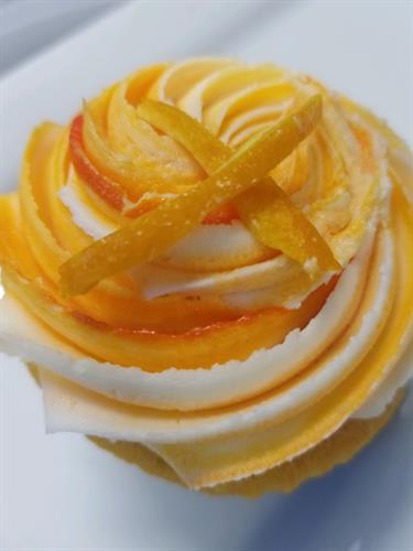 Orange Creamsicle Cupcake