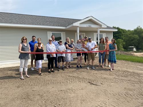 Ribbon Cutting | First Home Sold in Meadowlands