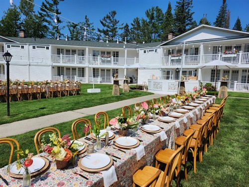Event in the courtyard