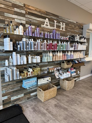 Gallery Image salon_pic_2026_9.jpg