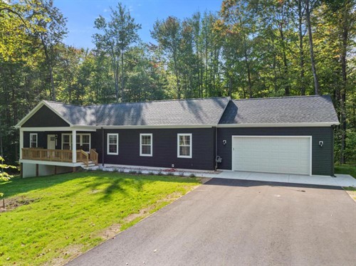 The Bird House: a private 5-bedroom home that sleeps 11, between Harbor Springs and Petoskey