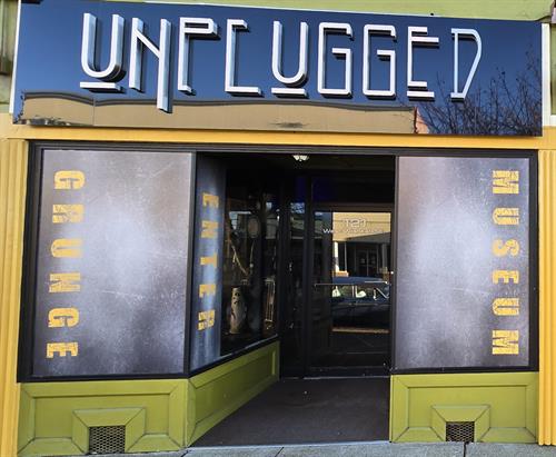 Unplugged - Open Fri-Sun 11am-5pm