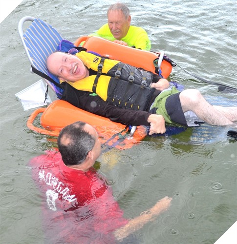 Gallery Image Barney_on_Float.jpg