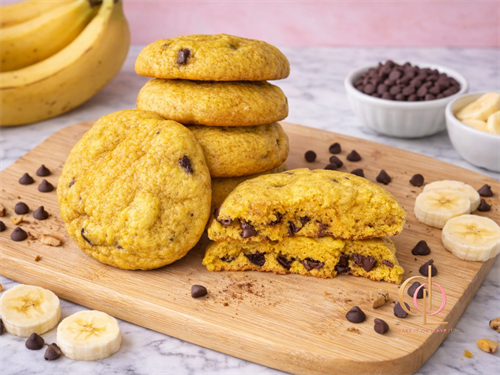 Banana chocolate chip cookie