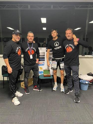 Behind the scenes on fight night with Jeff Fenech & Mark Bouris