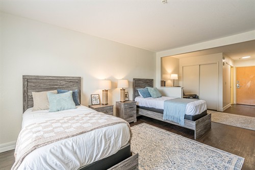 Gallery Image 12-web-or-mls-US-441-12.jpg
