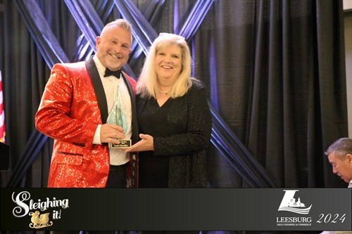 Powerhouse founder received the 2024 leadership award from the Leesburg Chamber of commerce